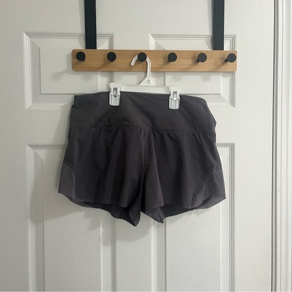 Lululemon women’s gray magnum high waist smooth stride running shorts - Picture 4 of 7